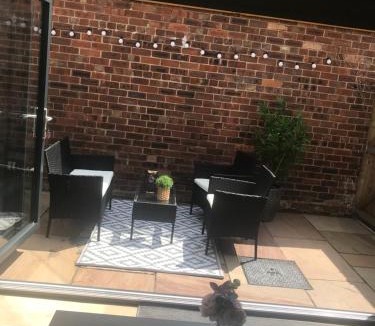 Congleton Apartment | No 6 Elizabeth Street