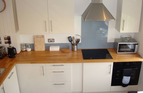 Saint Columb Major House | No.85 - 2 Bed House - Fully Equipped - Atlantic Reach