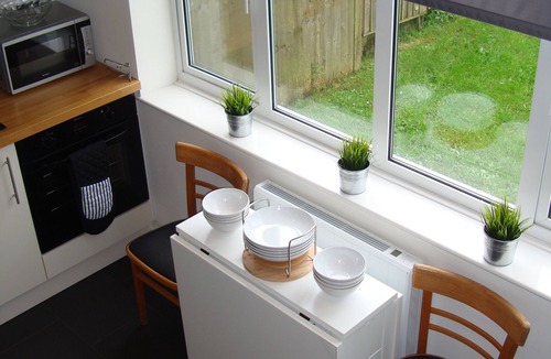 Saint Columb Major House | No.85 - 2 Bed House - Fully Equipped - Atlantic Reach