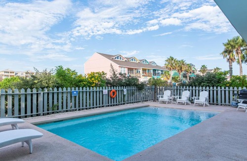 Sand Point House | No Agenda Hacienda home