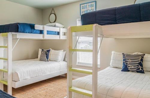 Sand Point House | No Agenda Hacienda