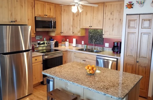 Steamboat Springs Condo | No-joke View, A/C, 400+ 5-Star Reviews, Free Ski Shuttle, Hot Tubs, Super Clean