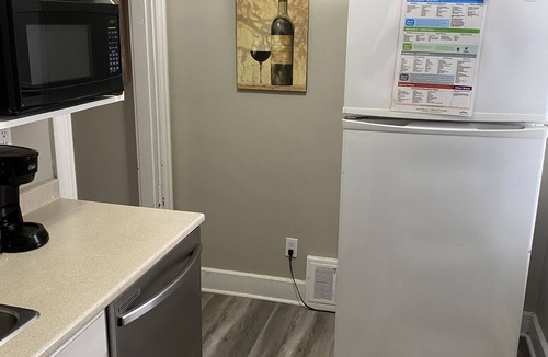 Moncton Apartment | No longer have this property. Vrbo makes it difficult to delete this property.