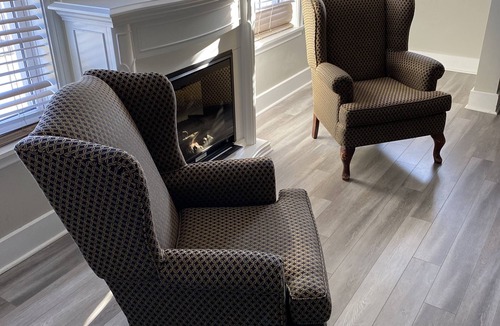 Moncton Apartment | No longer have this property. Vrbo makes it difficult to delete this property.