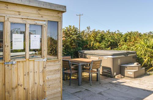 Sennen House | No Place