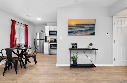 Lawrence Apartment | No Place Like Mahomes