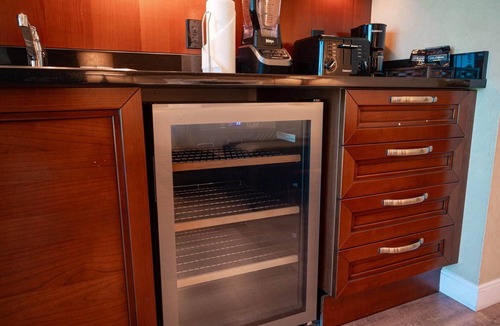 Las Vegas Condo | No Resort Fee Strip View Balcony+Free Valet+ Pool