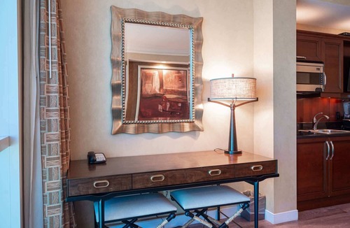 Las Vegas Condo | No Resort Fee Strip View Suite + Free Valet+ Pool