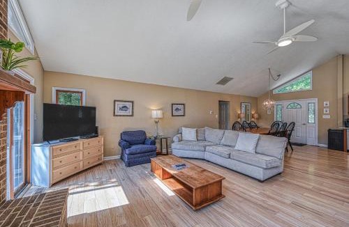 Bumpass House | No Wake Zone