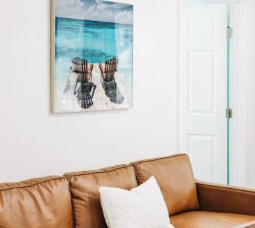 Mississippi City House | NO WORRIES! Beachy cottage 5 Minute walk to beach