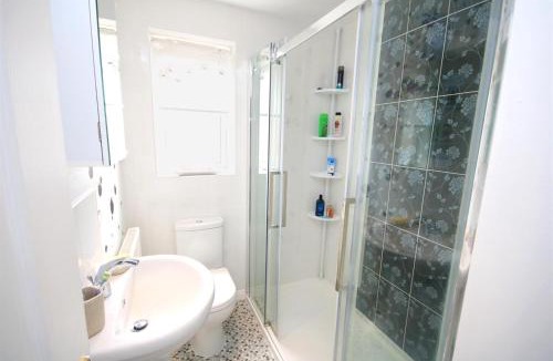 Fishlake Apartment | No1 Apartment House