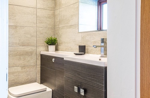 Wimbolds Trafford Cabin | No1 Little Barrow Barns