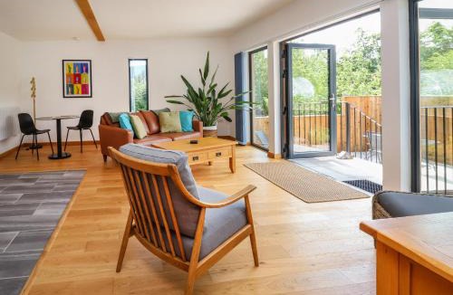 Bishops Castle House | No1 The Lodge