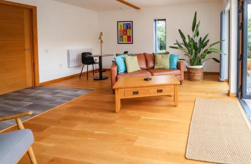 Bishops Castle House | No1 The Lodge