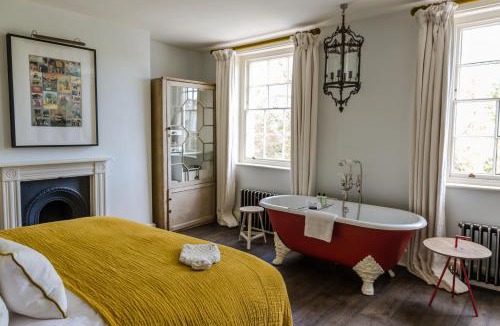 Cheltenham Hotel | No38 The Park