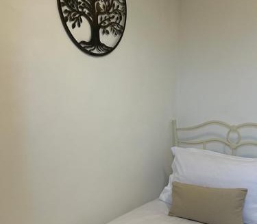 Worcester House | no6 overnight stays free onsite parking