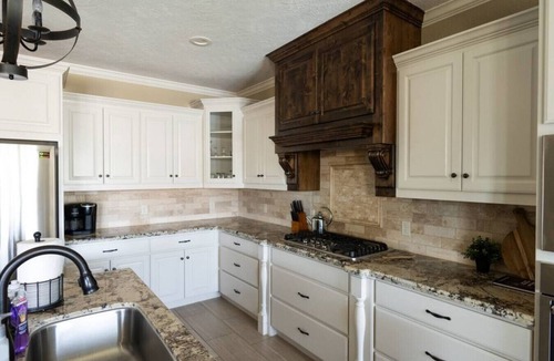 Bryan House | Nobel Prize - 4 Bedroom Home w/Pool