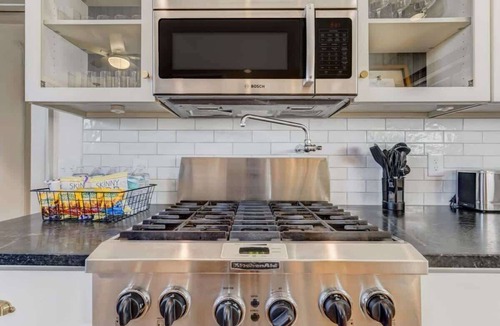 Old North End House | Noble Estate! Pet-Friendly w Hot Tub & Fire Pit