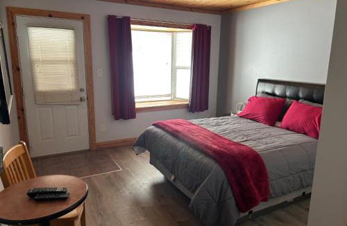 Minden Hills Hotel | Noble Motel On Moore Lake