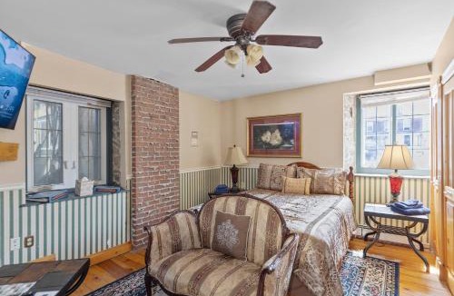 Brockville Hotel | Noble Suites