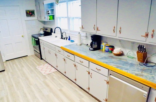 Piney Mountain Other | #NoCleaningFee! Pool Table, Hot tub, fireplace overlooking Wreck Island Creek