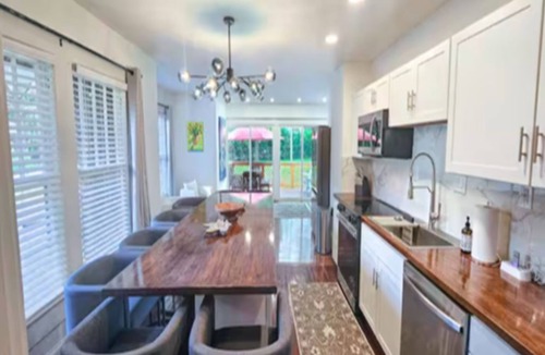 Villa Heights House | NoDa's Jewel