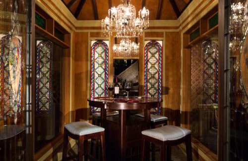 La Lengua Bed & Breakfast | Noe's Nest Bed and Breakfast