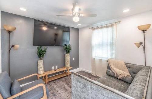 East Naples Apartment | Noel Real Estate