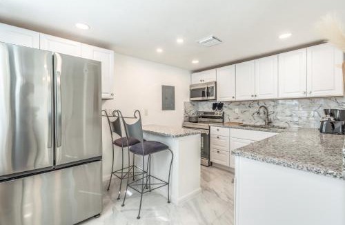 East Naples Apartment | Noel Real Estate