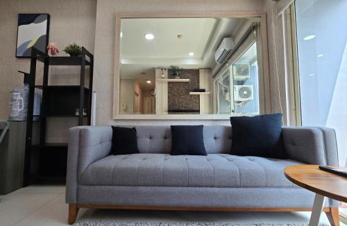 Kelapa Gading Barat Apartment | Noho Suites 2BR Mall of Indonesia, 4 Pax, free Netflix
