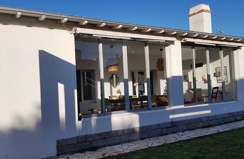 Noirmoutier-en-l'Ile Villa | Noirmoutier, Stay with family or friends, 150m from the beach