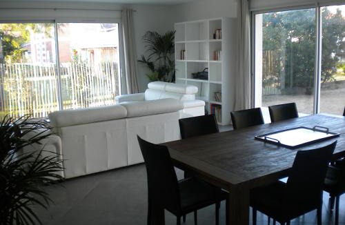 Soulac-sur-Mer Villa | Nokanhui