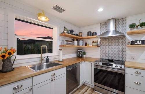 Laurel House | Nokomis Cottage