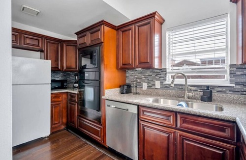 Tulane - Gravier Condo | NOLA 3BR Escape w Pool, Steps from Canal Streetcar