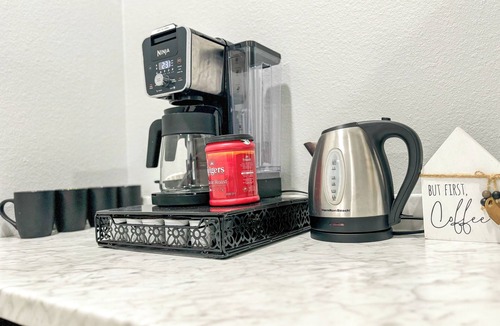 Southside House | Nomad Friendly - All Bills Paid- Near Downtown SA