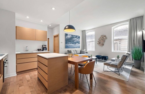 Old Montreal Apartment | Nomad Saint Jacques