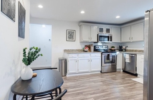 Parker House | Nomads Nest