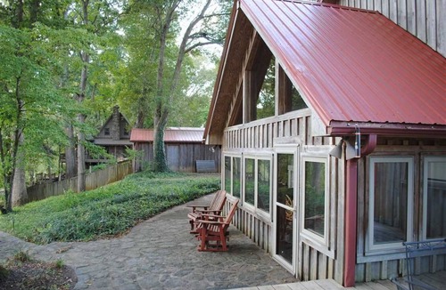 Pangburn House | Nonni's River Retreat