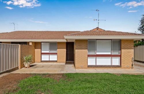 Shepparton South House | Nook on Nixon - Shepparton