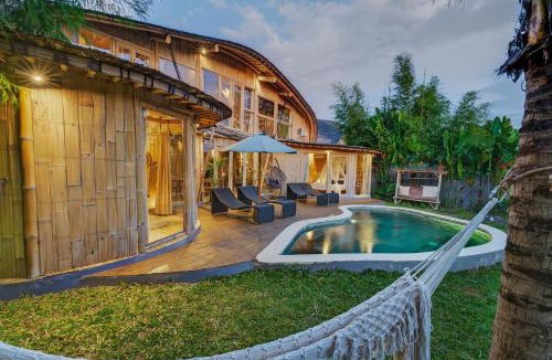 Munggu Villa | Noon Bamboo Villas Pererenan