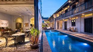 Downtown George Town Hotel | Noordin Mews