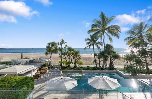 Sunshine Coast Apartment | Noosa Absolute Beachfront Apartments