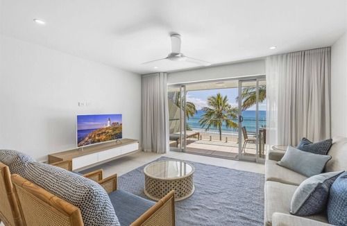 Sunshine Coast Apartment | Noosa Absolute Beachfront Apartments