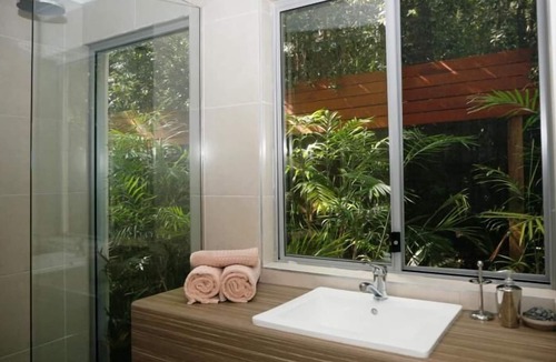 Sunshine Beach Hostel | Noosa Flashpackers - Hostel