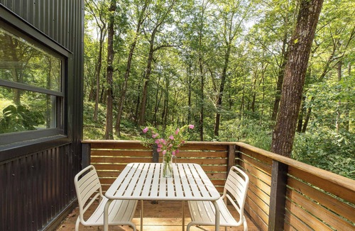 Chatham House | Nordic Cabin: Light-Filled + Spacious w/Firepit