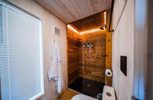 Coldspring House | Nordic Couples Cabin W Hot Tub, Sauna, Grill