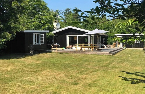 Holloselund House | Nordic haven for families at guest houses