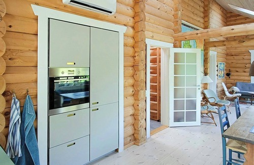Dronningmolle House | Nordic idyll in the log house at Dronningmølle