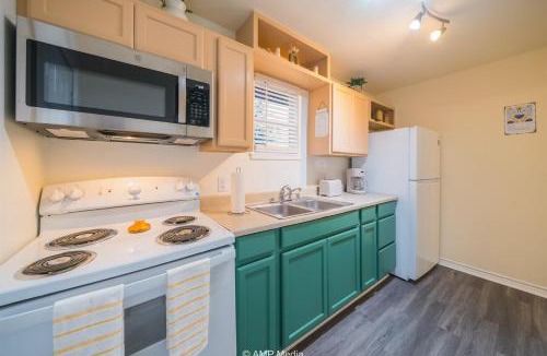 Abilene House | Nordic Nest 2-Bedrooms Near Downtown!