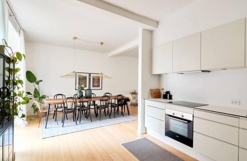 Copenhagen City Centre Apartment | Nordic style top location balcon
